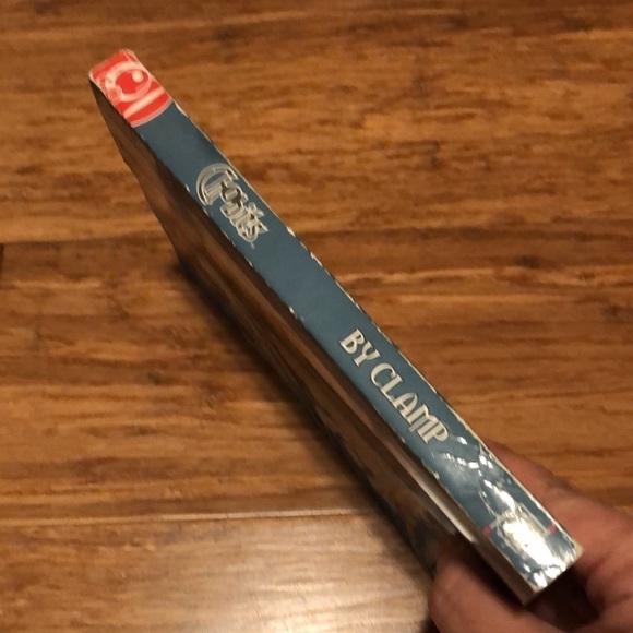 Chobits Science Fiction Manga paperback book by Clamp. Volume 1. 2001 - Picture 3 of 6